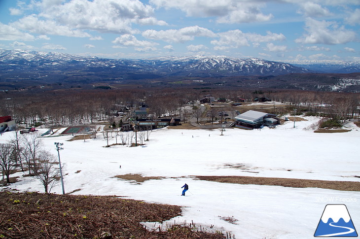 ニセコアンヌプリ国際スキー場 beautiful spring day!!